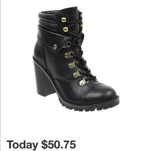 jollyn block heel booties